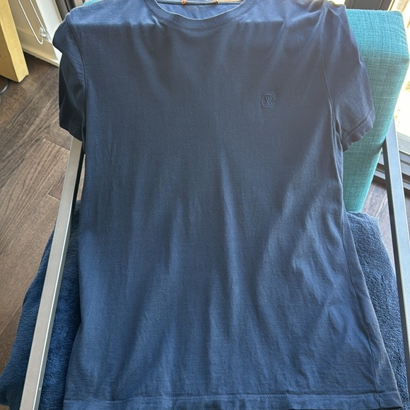 Authentic Louis Vuitton Classic T-Shirt in dark blue - Picture 3 of 3